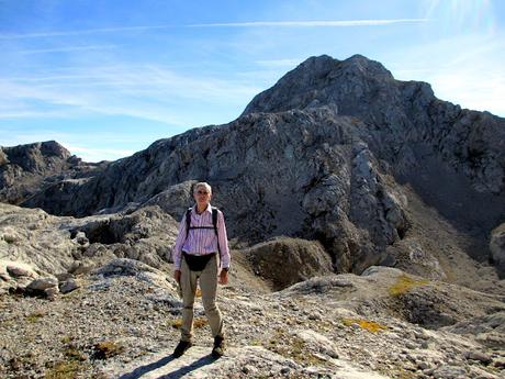 DE COVADONGA A LA TORRE DE LOS TRAVIESOS y II