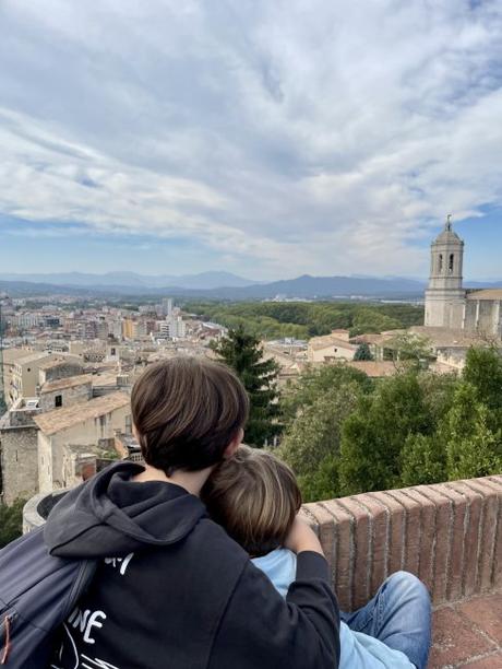 Vistas desde la muralla de Girona, guía de Girona en familia