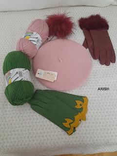 ESTUVE TEJIENDO BUFANDAS