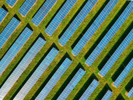 Claves para ahorra en la factura de la luz con la energía solar de Imagina Energía