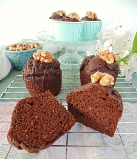 Muffins de calabacín y chocolate con nueces