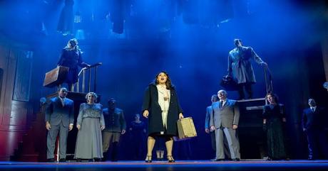 Opinión de El tiempo entre costuras