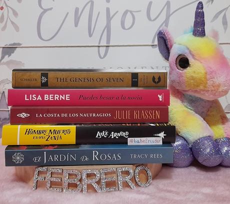 Mis lecturas del mes: naufragios, ángeles y mucho té