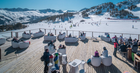 Parkia y Grandvalira estrenan autobuses gratuitos y directos hasta la pista de esquí