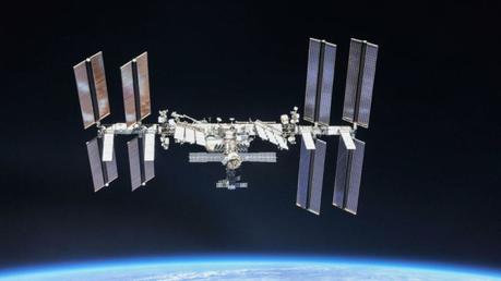 ¿Puede el gobierno Ruso estrellar la Estación Espacial Internacional sobre un determinado país del mundo?