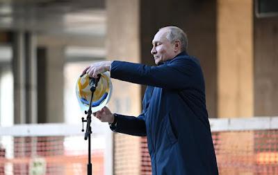 “Desnazificar a Putin”