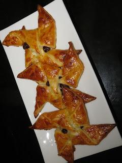 MOLINILLOS DE HOJALDRE Y CHOCOLATE