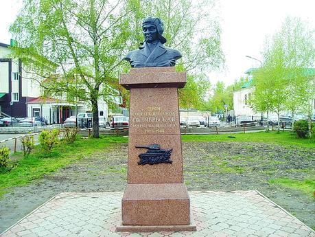 Mariya Vasílyevna Oktyábrskaya - Una mujer que compró un tanque para vengar la muerte de su esposo Mariya Vasílyevna Oktyábrskaya - Una mujer que compró un tanque para vengar la muerte de su esposo