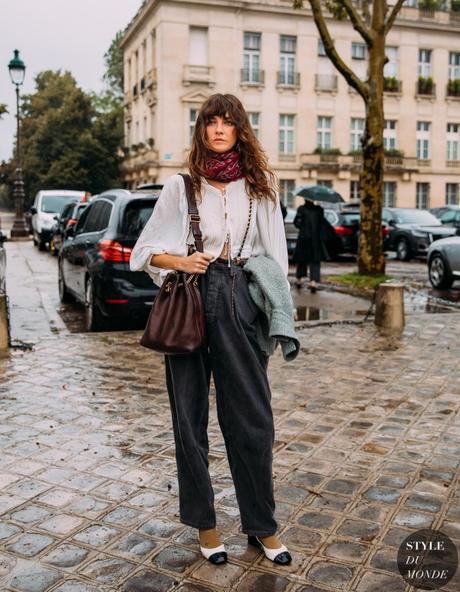 Cómo llevar los pantalones baggy que son tendencia esta primavera