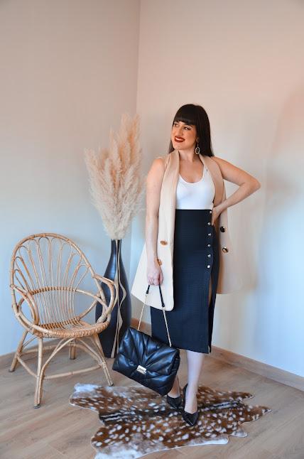 Falda con botones dorados | RIHOAS