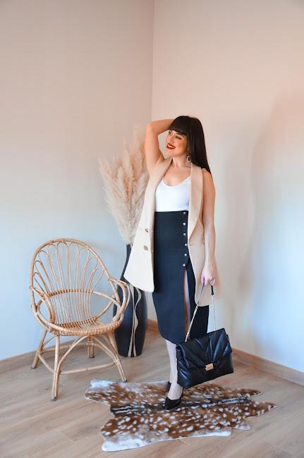 Falda con botones dorados | RIHOAS