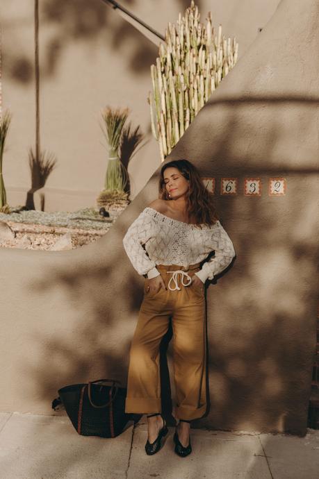 Sézane outfit of the day, cream top, yellow wide-leg trousers and shopping basket - Collage Vintage