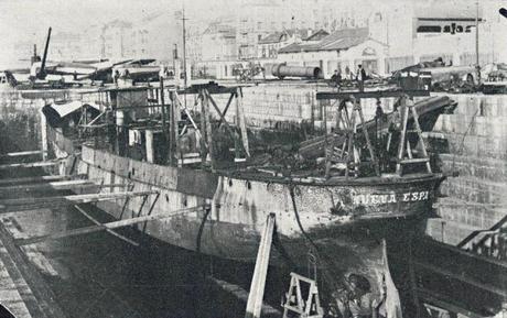 1917: DE CAÑONERO A MERCANTE.El vapor «Nueva España» en el dique de Gamazo