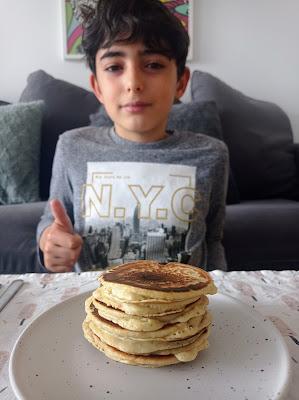 Tortitas sin lácteos by Adrián Tortitas sin lácteos by Adrián