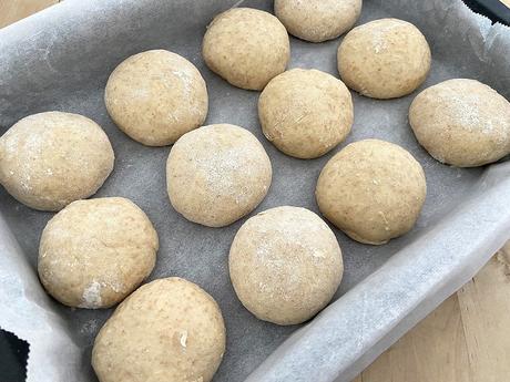 delikatissen Spelt Flour dinner rolls Spelt Flour bread Soft Dinner Rolls soft bread panecillo tierno casero pan tierno casero pan de leche pan de buttermilk home made bread fast bread easy bread buttermilk soft bread  