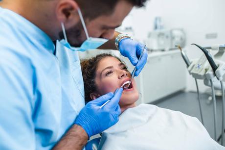 Mantenimiento de instrumentos dentales con Precisión Médica Mantenimiento de instrumentos dentales con Precisión Médica