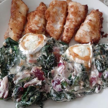 ESPINACAS A LA CREMA CON QUESO DE RULO DE CABRA