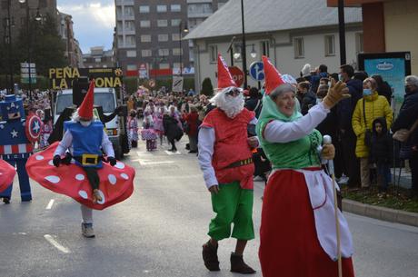 Ponferrada cambia la mascarilla por la Máscara de Carnaval 10