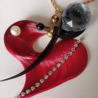 Lamcus, arte de la joyería capilar.