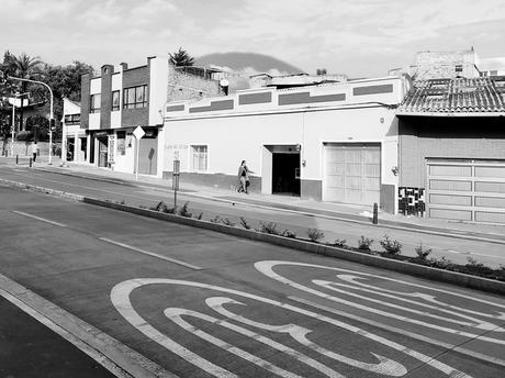 Una antigüa nueva via Una antigüa nueva via