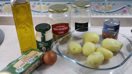 Ensaladilla Rusa Tradicional Casera Los ingredientes para hacer ensaladilla rusa casera