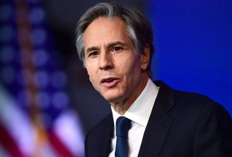 Secretario estadounidense Antony Blinken pide a Europa reducir su dependencia energética de Rusia