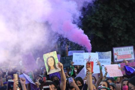 (Galería) #8M En San Luis Potosí: En contra de feminicidios, acosos e impunidad