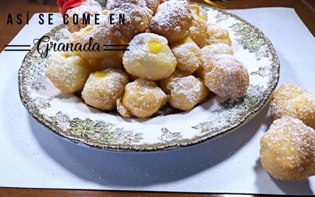 Buñuelos rellenos de melocotón