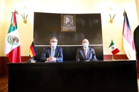 Embajador alemán en México recibió las llaves de la ciudad de San Luis Potosí