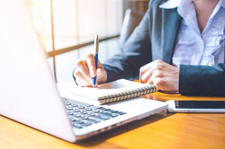 Simuladores PMP® de la mano de Escuela Dirección Simuladores PMP® de la mano de Escuela Dirección