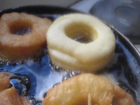 DONAS O DONUTS CON  CHOCOLATE