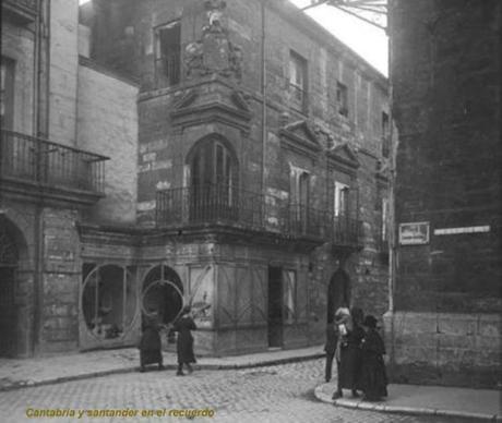 1918: Plaza Vieja y Palacio de los Riva-Herrera