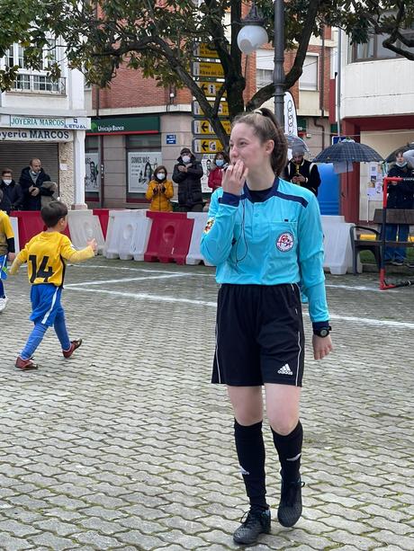 Un centenar de niños en la primera jornada de la Liga Debutantes Bierzo en Cacabelos 18 Un centenar de niños en la primera jornada de la Liga Debutantes Bierzo en Cacabelos 18