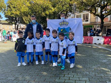 Un centenar de niños en la primera jornada de la Liga Debutantes Bierzo en Cacabelos 20 Un centenar de niños en la primera jornada de la Liga Debutantes Bierzo en Cacabelos 20