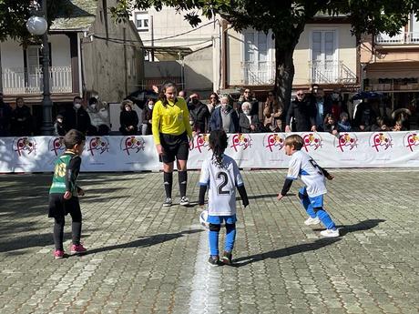 Un centenar de niños en la primera jornada de la Liga Debutantes Bierzo en Cacabelos 6 Un centenar de niños en la primera jornada de la Liga Debutantes Bierzo en Cacabelos 6