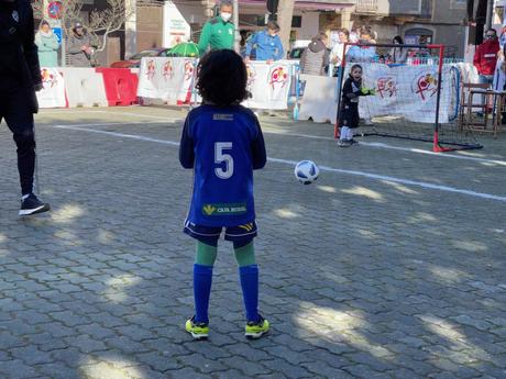 Un centenar de niños en la primera jornada de la Liga Debutantes Bierzo en Cacabelos 19 Un centenar de niños en la primera jornada de la Liga Debutantes Bierzo en Cacabelos 19