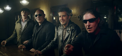 Ilegales & M Clan - Divino imbécil (2022) Ilegales & M Clan - Divino imbécil (2022)