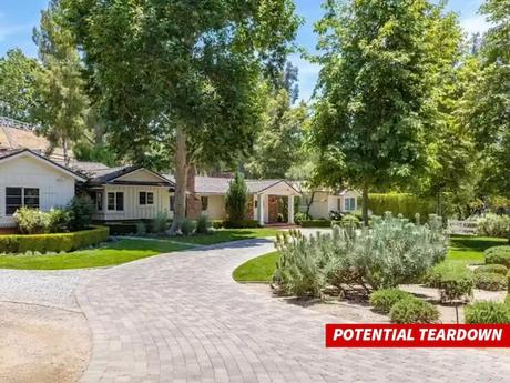 La propiedad Yolo de Drake será demolida si los desarrolladores inmobiliarios la compran La propiedad Yolo de Drake será demolida si los desarrolladores inmobiliarios la compran