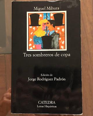 Entre cafés, médicos y notas.