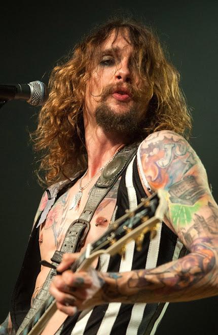 Efemérides del Rock y Heavy Metal: Que pasó un 17 de Marzo