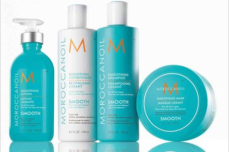 Controlar el encrespado fácilmente con la línea Moroccanoil Smooth de Llarcó