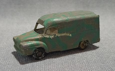 Ambulancia Bedford Lomas de Matchbox de principios de los años sesenta
