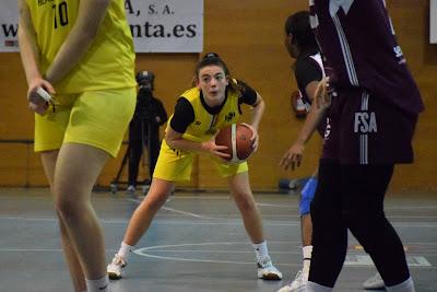 Galería de clics del Bàsquet Femení Sant Adrià-Basket Almeda (Liga Femenina 2)