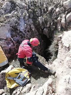 Volvemos a la carga, espeleología pura y dura