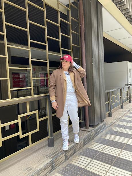 THE RED TOUCH.- THE RED TOUCH.-