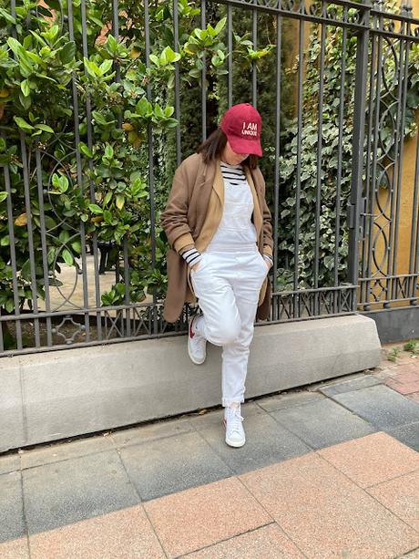 THE RED TOUCH.- THE RED TOUCH.-