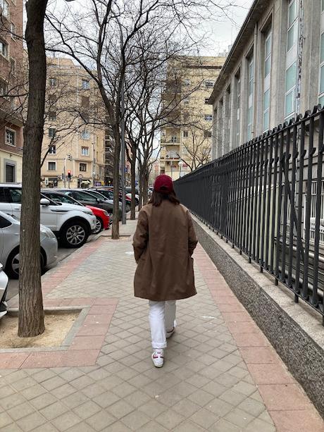 THE RED TOUCH.- THE RED TOUCH.-