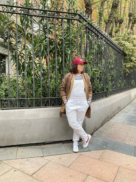 THE RED TOUCH.- THE RED TOUCH.-