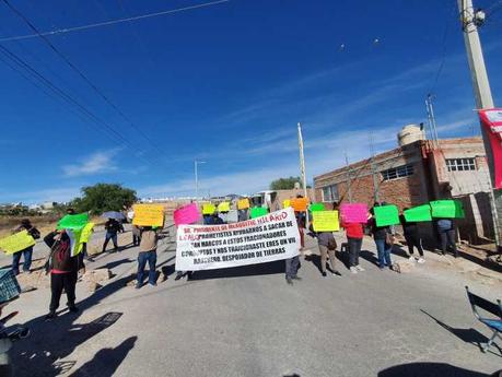 Manifestación en Comunidad San Marcos por construcción de puente en arroyo Calabacillas