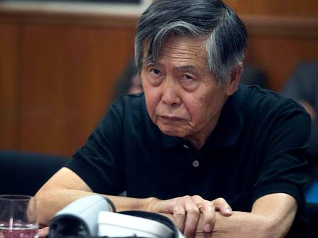 Perú:  Fiscalía pide que se prohíba a Alberto Fujimori salir del país durante 18 meses